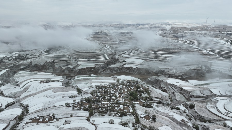 雪霽梯田壯美如畫。張文博 攝
