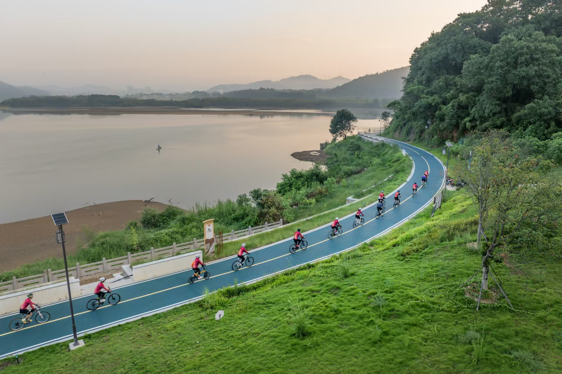 武夷山國家公園1號風景道（南平崇陽溪段）。吳大灼 攝