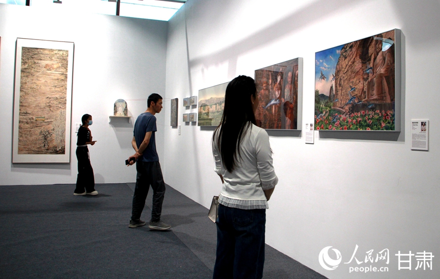 “一帶一路”國際書畫精品展亮相敦煌文博會【6】