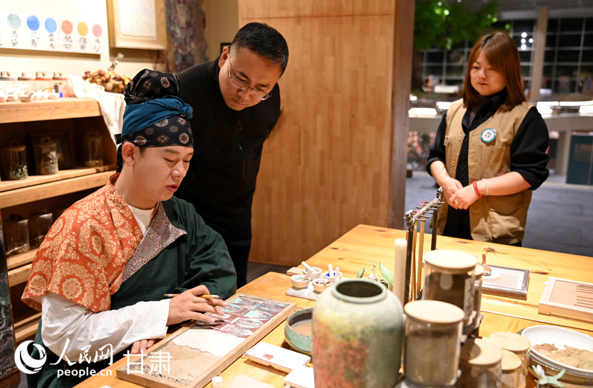 甘肅敦煌：閑置廠房“變身”文化新地標【5】